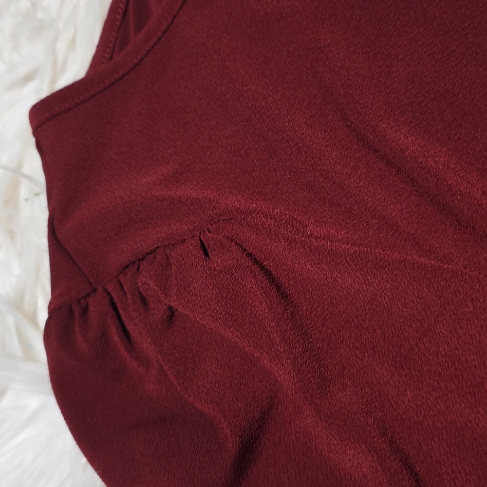 Express Keyhole Blouse- Small - Picture 2 of 8